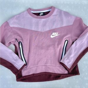 Nike cropped sweater/crewneck